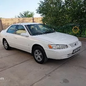 Toyota Camry 1999