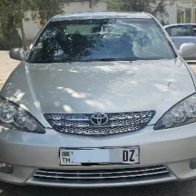 Toyota Camry 2004