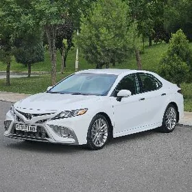 Toyota Camry 2023