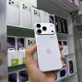 iPhone 17 pro. 100%