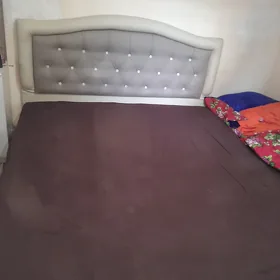 спальни кровать