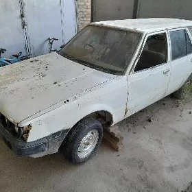 Toyota Carina 1986