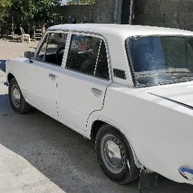 Lada 2104 1980