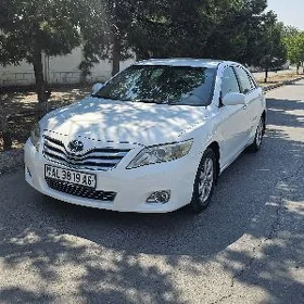 Toyota Camry 2010