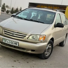 Toyota Sienna 2000
