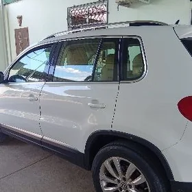Volkswagen Tiguan 2011