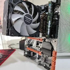 Xeon 2480V4. X99. 32GB DDR4