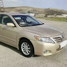Toyota Camry 2011