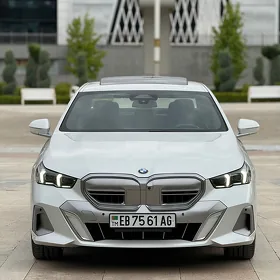 BMW 530 2024