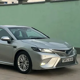 Toyota Camry 2018