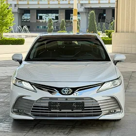 Toyota Camry 2024