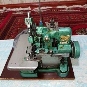 Kebelek awerlok .