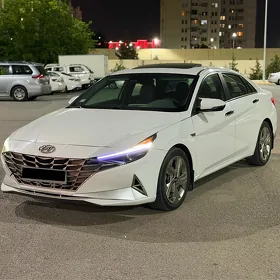 Hyundai Elantra 2021