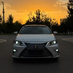 Lexus ES 350 2016