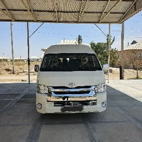 Toyota Hiace 2006