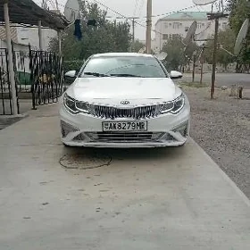 Kia Optima 2019