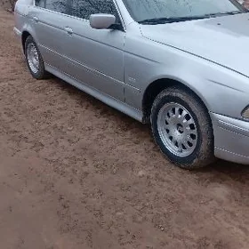 BMW E39 1996