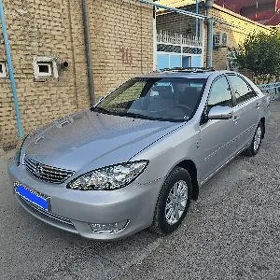 Toyota Camry 2004