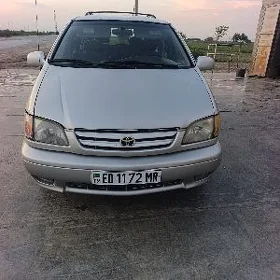 Toyota Sienna 2002