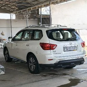 Nissan Pathfinder 2020