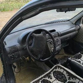 Opel Vita 1996