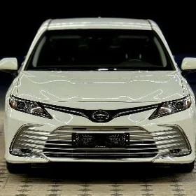Toyota Camry 2020