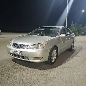 Toyota Camry 2004