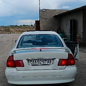 Mitsubishi Diamante 1995