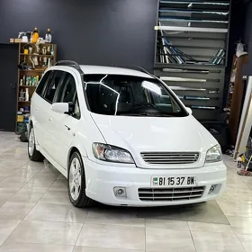 Opel Zafira 2004