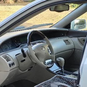 Toyota Avalon 2003