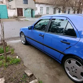 Mercedes-Benz E280 1995
