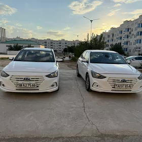 Hyundai Elantra 2021