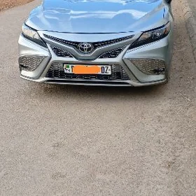 Toyota Camry 2022