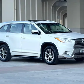 Toyota Highlander 2016