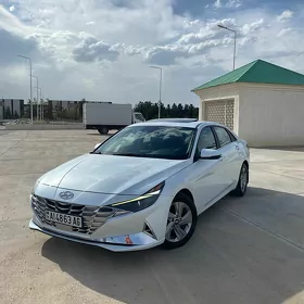 Hyundai Elantra 2021