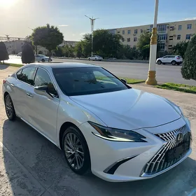 Lexus ES 350 2022