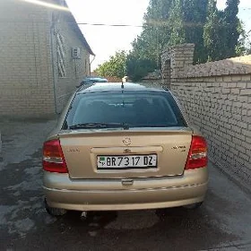 Opel Astra 2002