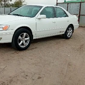 Toyota Camry 2001