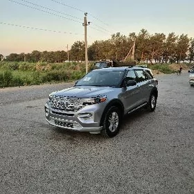 Ford Explorer 2021