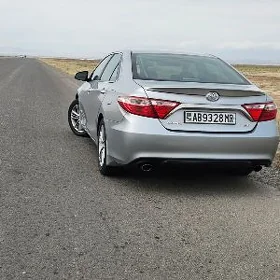Toyota Camry 2016
