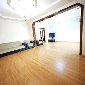 2 KOMNAT. DOSAFF. 100 M2