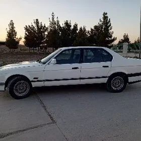 BMW 730 1990