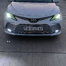Toyota Camry 2022