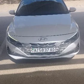 Hyundai Elantra 2021