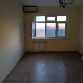 Buzmeýin Gres Satlyk jaý