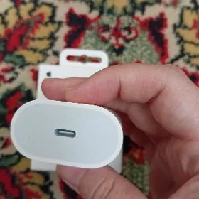 original iPhone zaryadnik