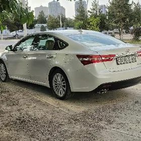 Toyota Avalon 2013