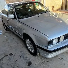 BMW 525 1992