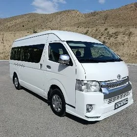 Toyota Hiace 2009