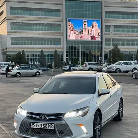 Toyota Camry 2015